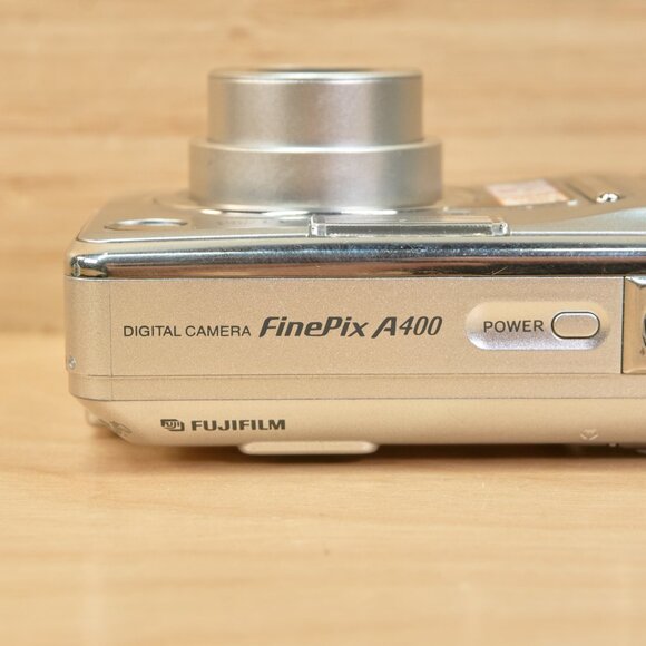 Fujifilm FinePix A400 4.1 MP Digital Camera – Tested & Working (Silver) - Picture 8 of 10